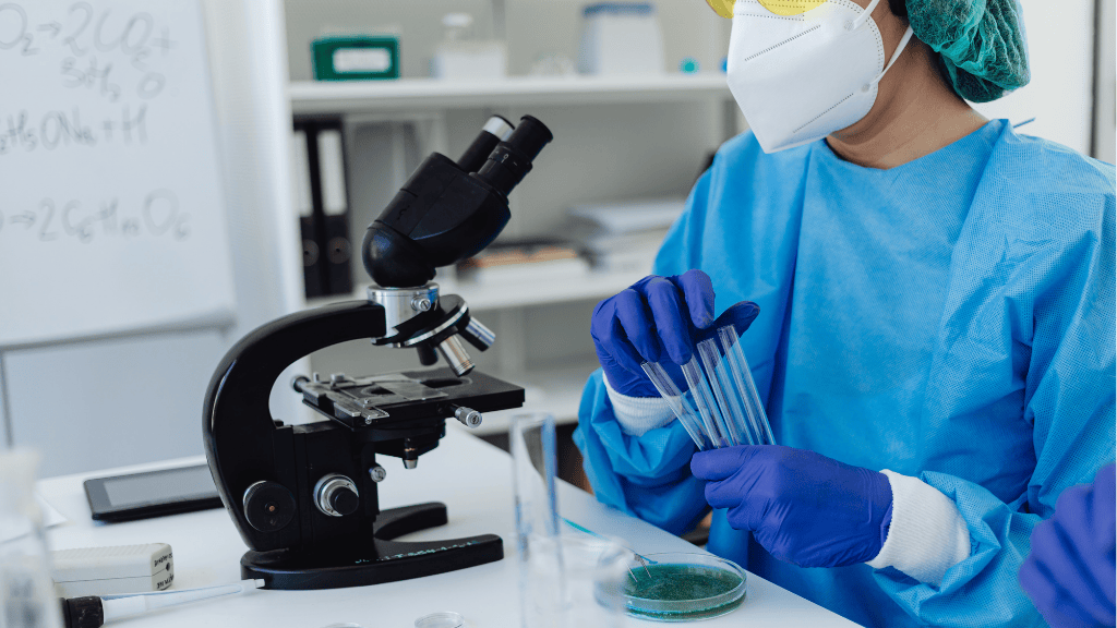 Scientist working in a laboratory during pancreatic cancer research